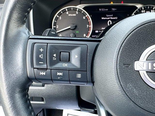 Photo of 2022 Pearl White Tricoat Nissan Rogue