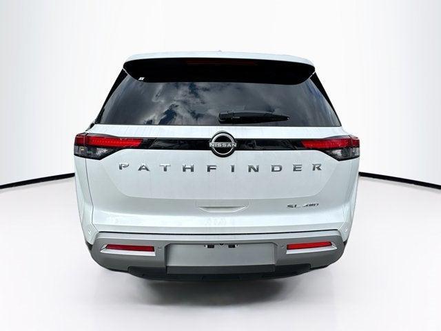 Photo of 2025 Everest White Pearl Tricoat Nissan Pathfinder