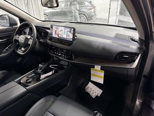 Photo of 2025 Gun Metallic Nissan Rogue