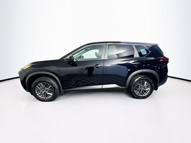 Photo of 2023 Super Black Nissan Rogue