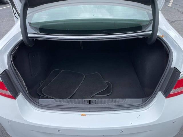 Photo of 2012 White Diamond Tricoat Buick Verano