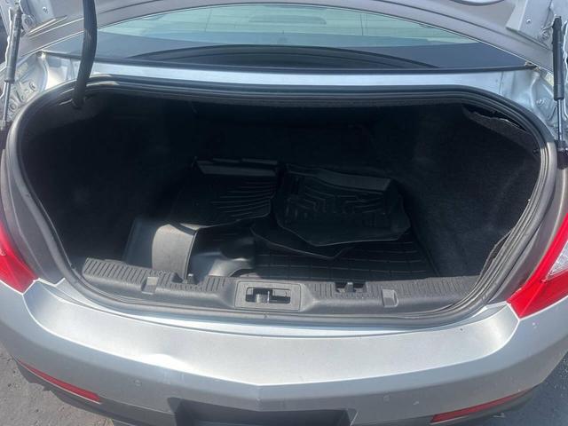 Photo of 2013 Silver Diamond Premium Coat Metallic Lincoln MKS