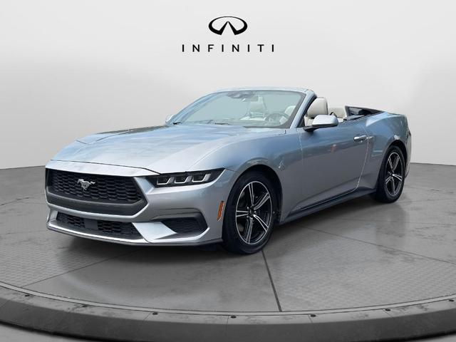 Photo of 2024 Iconic Silver Metallic Ford Mustang