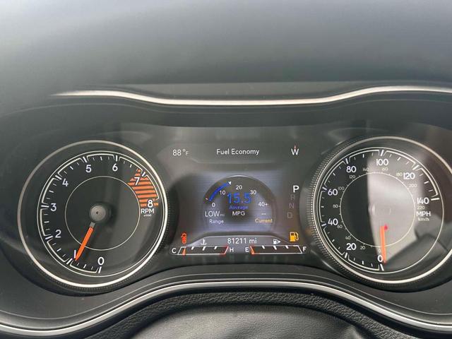Photo of 2019 Black Jeep Cherokee