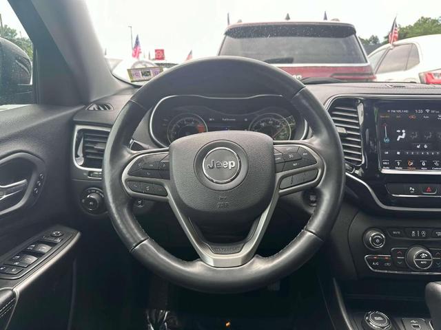 Photo of 2019 Black Jeep Cherokee