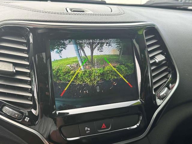 Photo of 2019 Black Jeep Cherokee