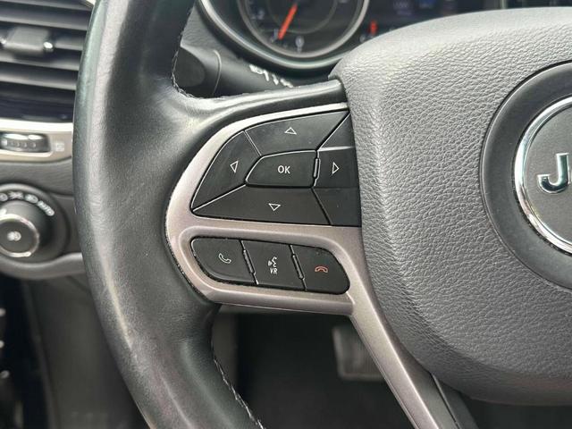 Photo of 2019 Black Jeep Cherokee