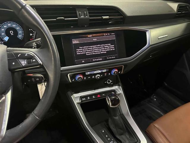 Photo of 2022 Pulse Orange Audi Q3