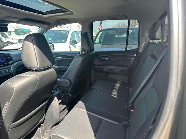 Photo of 2022 Sonic Gray Pearl Honda Ridgeline