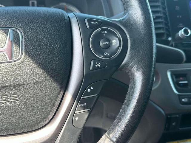 Photo of 2022 Sonic Gray Pearl Honda Ridgeline