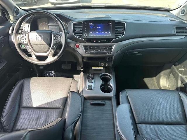 Photo of 2022 Sonic Gray Pearl Honda Ridgeline