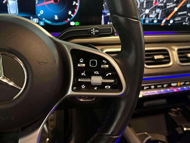 Photo of 2022 Black Mercedes-Benz GLE 350