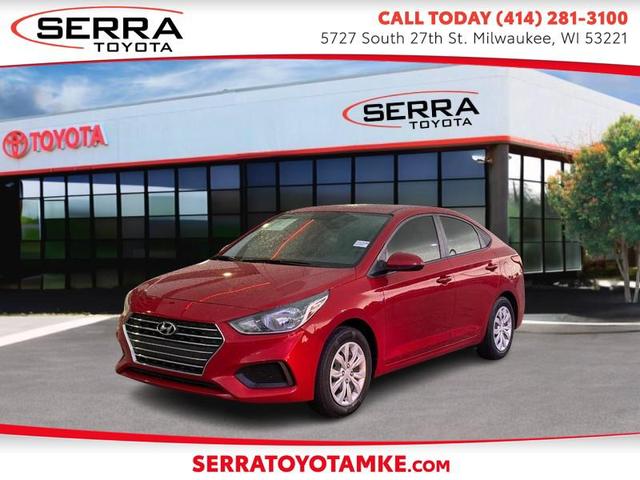 Photo of 2022 Pomegranate Red Hyundai Accent