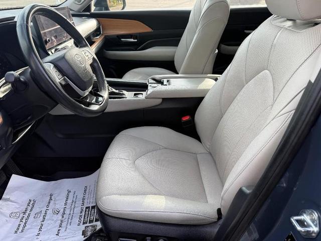 Photo of 2024 Storm Cloud Toyota Grand Highlander