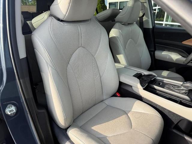Photo of 2024 Storm Cloud Toyota Grand Highlander