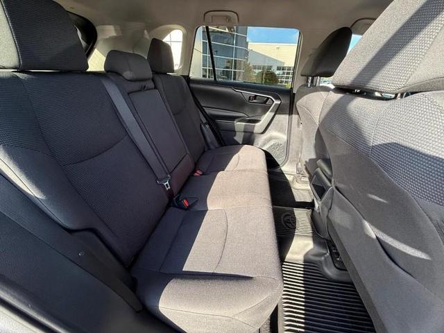 Photo of 2019 Magnetic Gray Metallic Toyota RAV4