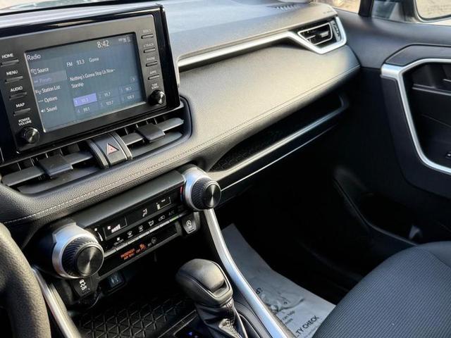 Photo of 2019 Magnetic Gray Metallic Toyota RAV4