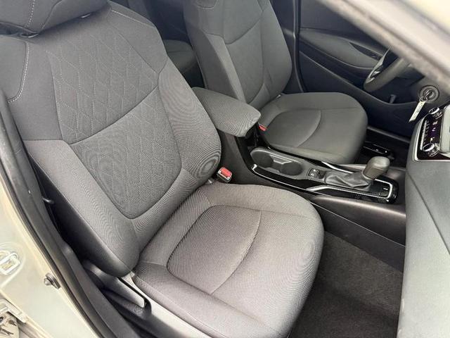Photo of 2020 Classic Silver Metallic Toyota Corolla