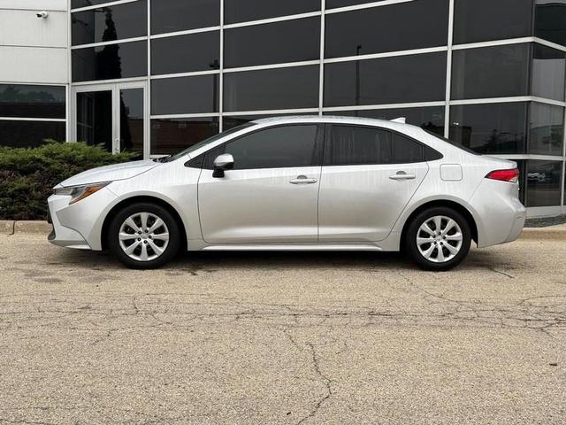 Photo of 2020 Classic Silver Metallic Toyota Corolla