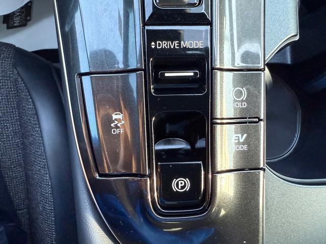 Photo of 2024 Oxygen White Toyota Crown