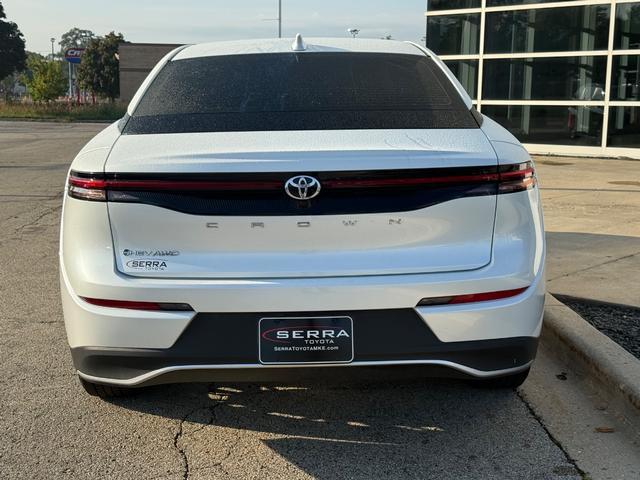 Photo of 2024 Oxygen White Toyota Crown
