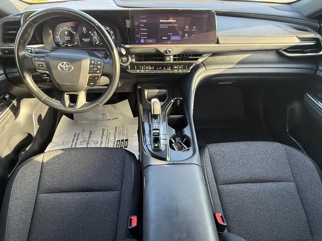 Photo of 2024 Oxygen White Toyota Crown