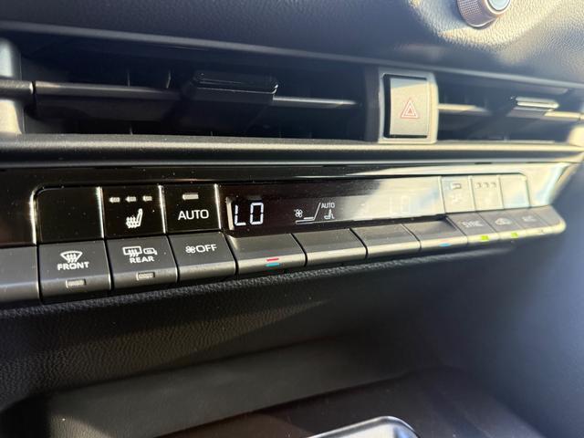 Photo of 2024 Oxygen White Toyota Crown