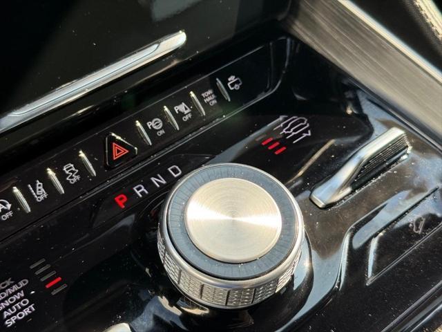 Photo of 2023 Baltic Gray Metallic Clearcoat Jeep Wagoneer