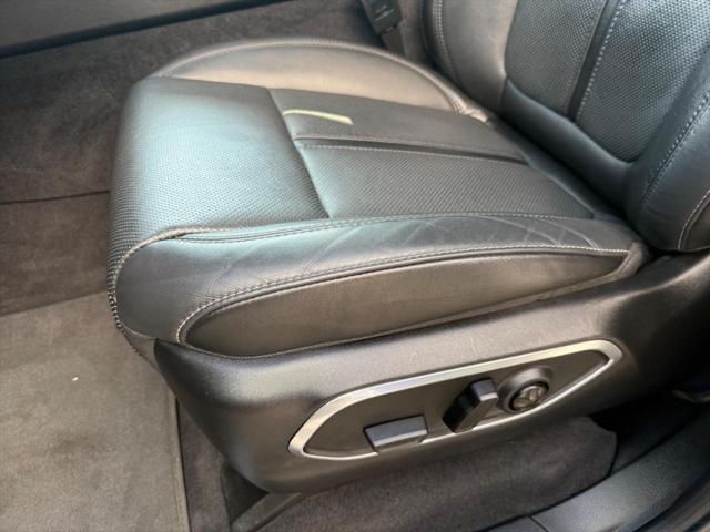 Photo of 2023 Baltic Gray Metallic Clearcoat Jeep Wagoneer