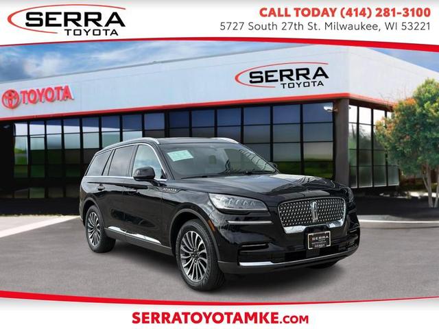 Photo of 2022 Infinite Black Metallic Clearcoat Lincoln Aviator