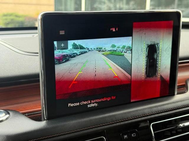 Photo of 2022 Infinite Black Metallic Clearcoat Lincoln Aviator