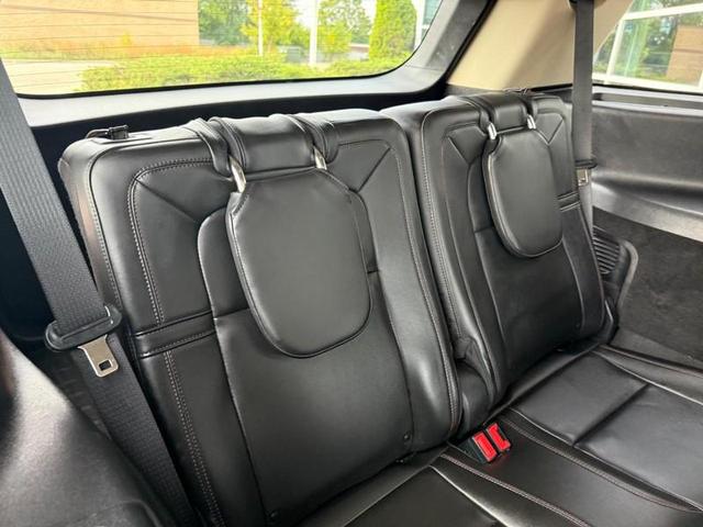 Photo of 2022 Infinite Black Metallic Clearcoat Lincoln Aviator