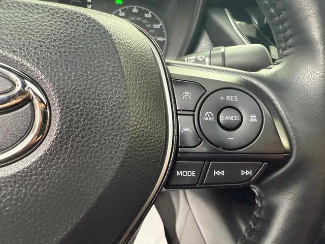 Photo of 2024 Midnight Black Metallic Toyota Corolla Hybrid