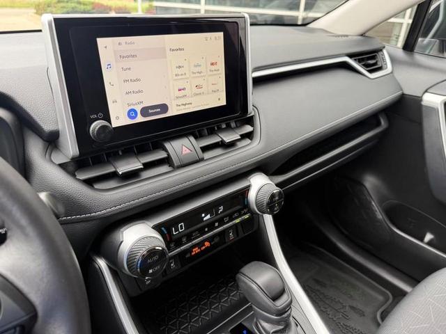 Photo of 2025 Ice Cap Toyota RAV4 Hybrid