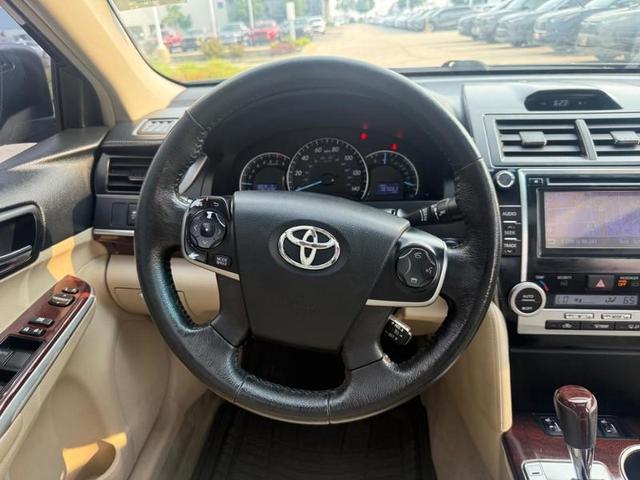 Photo of 2012 Attitude Black Metallic Toyota Camry