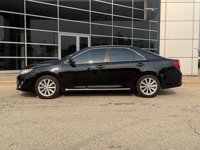 Photo of 2012 Attitude Black Metallic Toyota Camry