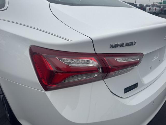Photo of 2024 Summit White Chevrolet Malibu