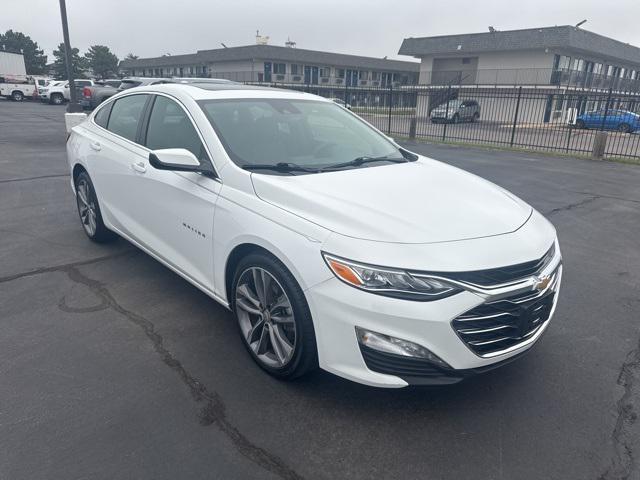 Photo of 2024 Summit White Chevrolet Malibu