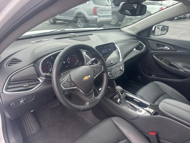 Photo of 2024 Summit White Chevrolet Malibu