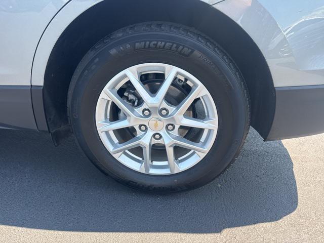 Photo of 2024 Sterling Gray Metallic Chevrolet Equinox