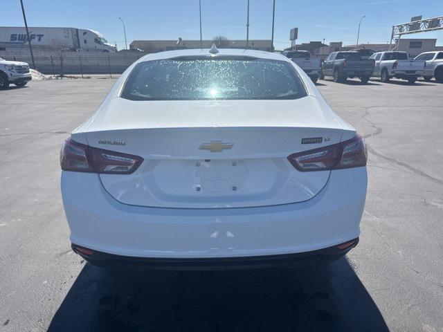 Photo of 2022 Summit White Chevrolet Malibu