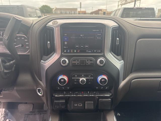 Photo of 2021 Summit White GMC Sierra 1500