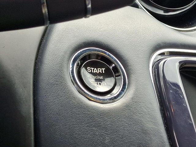 Photo of 2011 Frost Blue Jaguar XJ