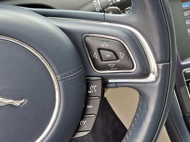 Photo of 2011 Frost Blue Jaguar XJ