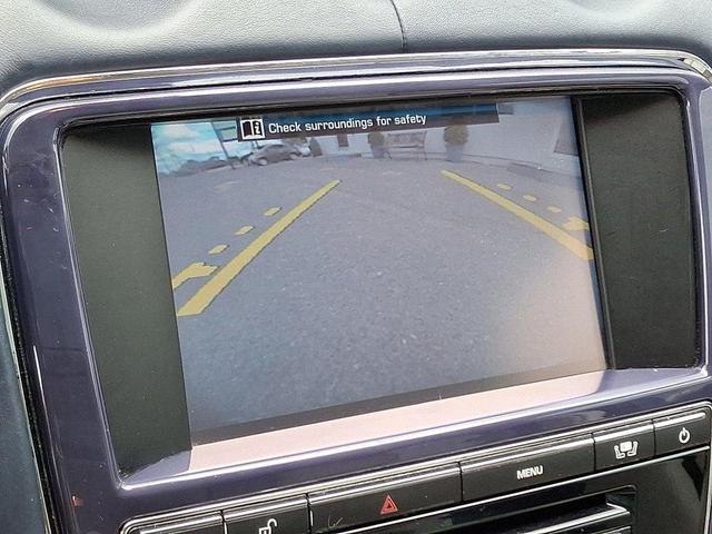 Photo of 2011 Frost Blue Jaguar XJ