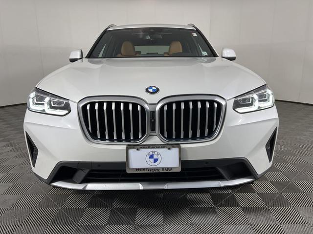 Photo of 2023 Mineral White Metallic BMW X3