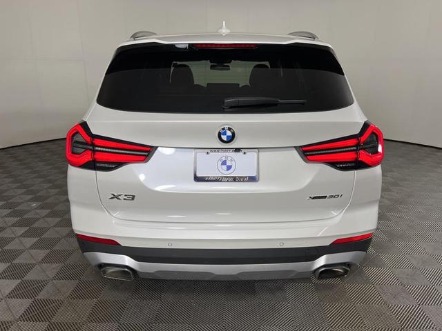 Photo of 2023 Mineral White Metallic BMW X3