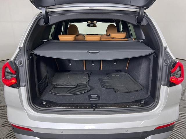 Photo of 2023 Mineral White Metallic BMW X3