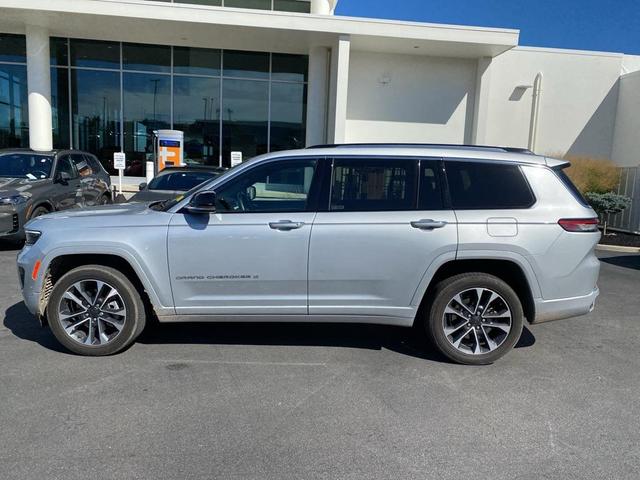 Photo of 2021 Silver Zynith Jeep Grand Cherokee L