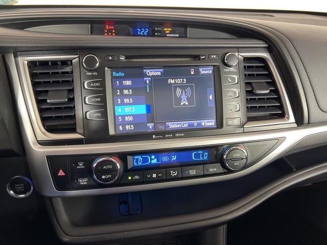 Photo of 2018 Salsa Red Pearl Toyota Highlander